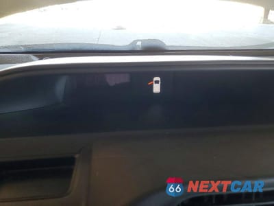 Zdjęcie 9 z 12 samochodu: 2014 TOYOTA PRIUS C ONE VIN:JTDKDTB37E1068545 - miniatura