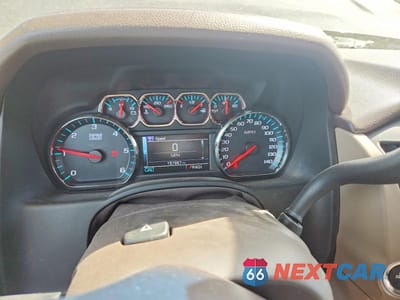 Zdjęcie 9 z 14 samochodu: 2018 GMC YUKON XL K1500 SLT VIN:1GKS2GKC4JR140119 - miniatura