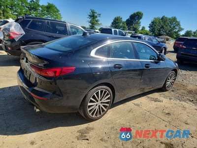 Trzecie zdjęcie samochodu z tyłu: 2021 BMW 228XI VIN:WBA73AK04M7H76816 - miniatura
