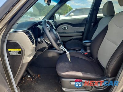 Zdjęcie 7 z 12 samochodu: 2015 KIA SOUL BASE VIN:KNDJN2A22F7185864 - miniatura