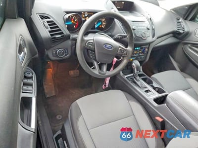 Zdjęcie 8 z 12 samochodu: 2018 FORD ESCAPE SE VIN:1FMCU9GD3JUB87299 - miniatura