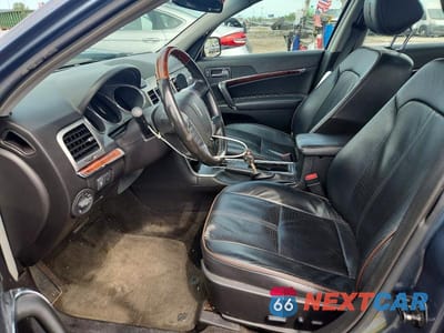 Zdjęcie 7 z 12 samochodu: 2012 LINCOLN MKZ VIN:3LNHL2GC3CR803133 - miniatura
