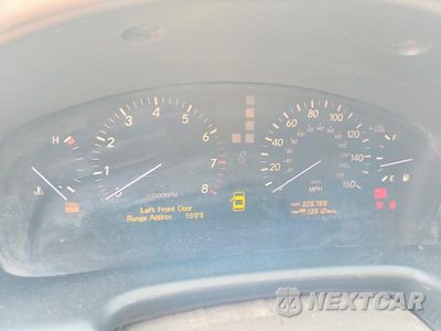 Zdjęcie 9 z 12 samochodu: 2004 LEXUS LS 430 VIN:JTHBN36F640162324 - miniatura