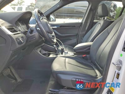 Zdjęcie 7 z 13 samochodu: 2020 BMW X1 XDRIVE28I VIN:WBXJG9C01L5P78043 - miniatura