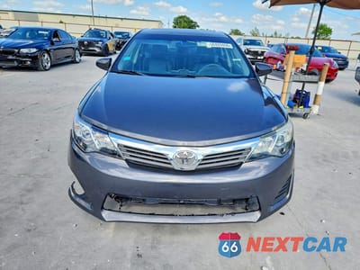 Piąte zdjęcie samochodu w środku: 2012 TOYOTA CAMRY SE VIN:4T1BF1FK5CU082743 - miniatura
