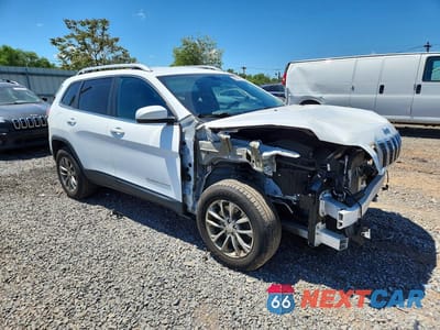 Czwarte zdjęcie samochodu z boku: 2019 JEEP CHEROKEE LATITUDE PLUS VIN:1C4PJMLB7KD307077 - miniatura