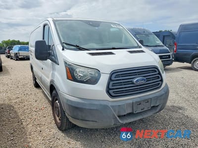 Czwarte zdjęcie samochodu z boku: 2016 FORD TRANSIT T-150 VIN:1FTYE1YM6GKB08672 - miniatura