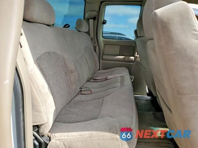 Zdjęcie 10 z 13 samochodu: 2002 CHEVROLET SILVERADO C2500 HEAVY DUTY VIN:1GCHC29U32E143543 - miniatura