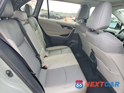 Zdjęcie 11 z 14 samochodu: 2020 TOYOTA RAV4 XLE PREMIUM VIN:2T3C1RFV3LW078693 - miniatura
