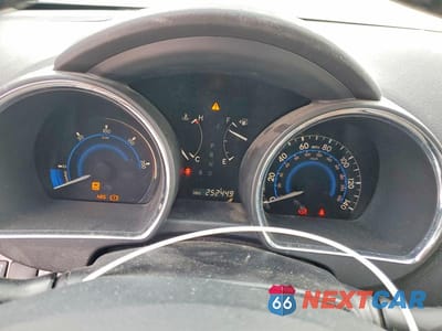 Zdjęcie 9 z 14 samochodu: 2010 TOYOTA HIGHLANDER HYBRID LIMITED VIN:JTEJW3EHXA2040610 - miniatura