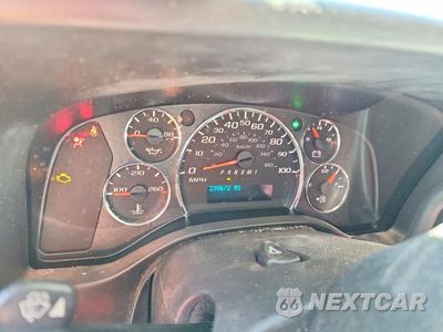 Zdjęcie 9 z 12 samochodu: 2016 GMC SAVANA CUTAWAY G3500 VIN:1GD07RFGXG1319605 - miniatura