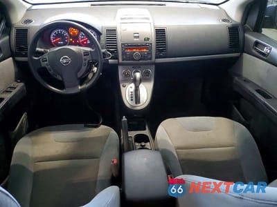 Zdjęcie 8 z 12 samochodu: 2010 NISSAN SENTRA 2.0 VIN:3N1AB6AP7AL602253 - miniatura