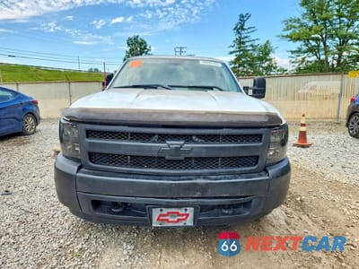 Piąte zdjęcie samochodu w środku: 2008 CHEVROLET SILVERADO K1500 VIN:1GCEK19C48Z297946 - miniatura