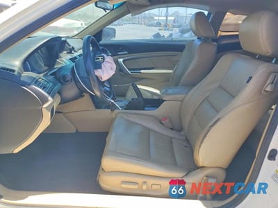 Zdjęcie 7 z 12 samochodu: 2010 HONDA ACCORD EXL VIN:1HGCS2B80AA009316 - miniatura