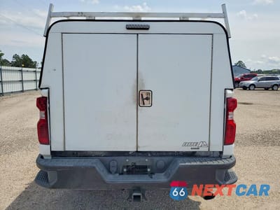 Zdjęcie 6 z 12 samochodu: 2021 CHEVROLET SILVERADO C2500 HEAVY DUTY VIN:1GC5WLE71MF136829 - miniatura