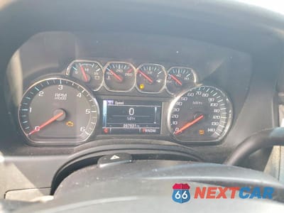 Zdjęcie 9 z 13 samochodu: 2015 CHEVROLET SUBURBAN C1500 LT VIN:1GNSCJKC3FR277427 - miniatura