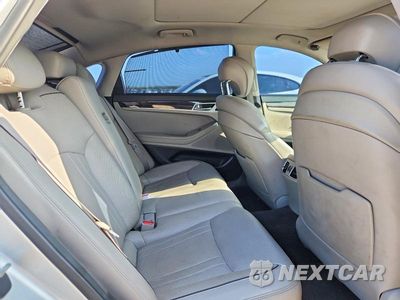Zdjęcie 10 z 12 samochodu: 2015 HYUNDAI GENESIS 3.8L VIN:KMHGN4JE6FU067636 - miniatura
