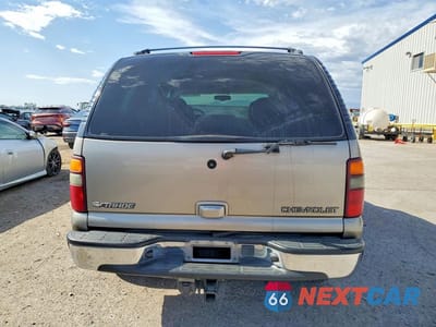 Zdjęcie 6 z 12 samochodu: 2002 CHEVROLET TAHOE K1500 VIN:1GNEK13Z42R207271 - miniatura