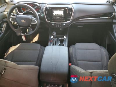Zdjęcie 8 z 13 samochodu: 2019 CHEVROLET TRAVERSE LS VIN:1GNERFKW6KJ143183 - miniatura