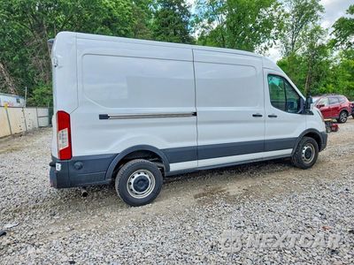 Trzecie zdjęcie samochodu z tyłu: 2024 FORD TRANSIT T-250 VIN:1FTBR1C85RKB84777 - miniatura
