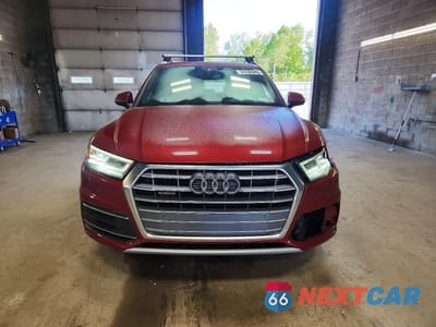 Piąte zdjęcie samochodu w środku: 2019 AUDI Q5 PREMIUM PLUS VIN:WA1BNAFYXK2053366 - miniatura