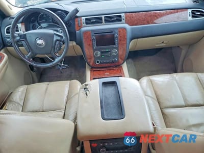 Zdjęcie 8 z 12 samochodu: 2007 CHEVROLET SUBURBAN K1500 VIN:3GNFK16347G310774 - miniatura