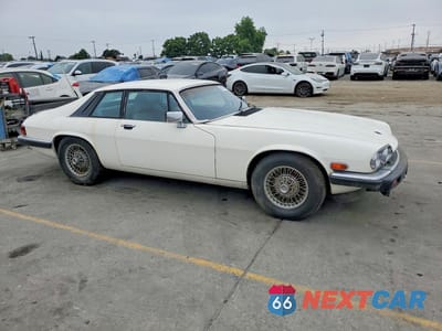 Czwarte zdjęcie samochodu z boku: 1984 JAGUAR XJS VIN:SAJNV5842EC113497 - miniatura