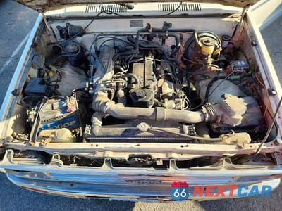 Zdjęcie 12 z 13 samochodu: 1987 TOYOTA PICKUP CAB CHASSIS RN55 VIN:JT5RN55T2H7008737 - miniatura