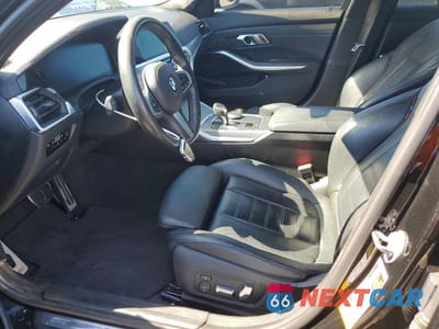 Zdjęcie 7 z 12 samochodu: 2019 BMW 330I VIN:WBA5R1C50KAK09693 - miniatura
