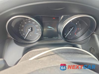 Zdjęcie 9 z 12 samochodu: 2017 JAGUAR XF PREMIUM VIN:SAJBD4BN4HCY46253 - miniatura
