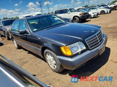 Czwarte zdjęcie samochodu z boku: 1994 MERCEDES-BENZ S 500 VIN:WDBGA51E4RA167308 - miniatura
