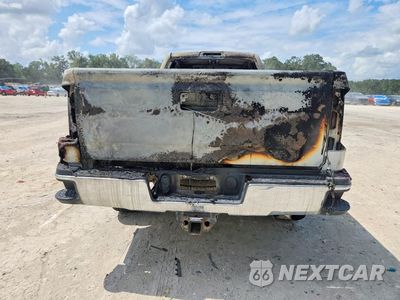 Zdjęcie 6 z 12 samochodu: 2017 CHEVROLET SILVERADO C2500 HEAVY DUTY VIN:1GC2CUEG9HZ189848 - miniatura