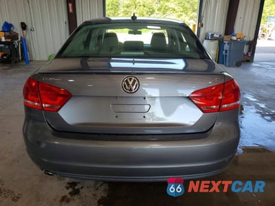 Zdjęcie 6 z 13 samochodu: 2013 VOLKSWAGEN PASSAT SE VIN:1VWBP7A34DC040413 - miniatura
