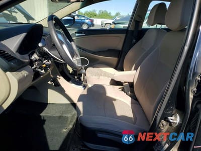Zdjęcie 7 z 13 samochodu: 2017 HYUNDAI ACCENT SE VIN:KMHCT4AE5HU340184 - miniatura
