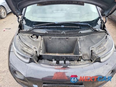Zdjęcie 11 z 12 samochodu: 2014 BMW I3 BEV VIN:WBY1Z2C51EV285569 - miniatura