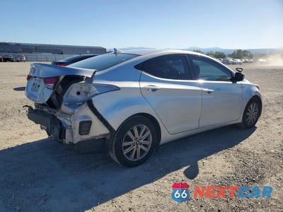 Trzecie zdjęcie samochodu z tyłu: 2015 HYUNDAI ELANTRA SE VIN:KMHDH4AE2FU229448 - miniatura