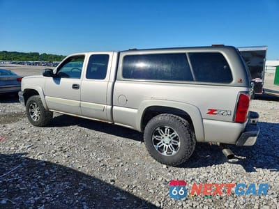 Drugie zdjęcie samochodu z przodu: 2004 CHEVROLET SILVERADO K1500 VIN:2GCEK19V341250542 - miniatura