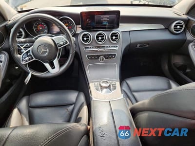 Zdjęcie 8 z 12 samochodu: 2019 MERCEDES-BENZ C 300 VIN:55SWF8DB1KU308350 - miniatura