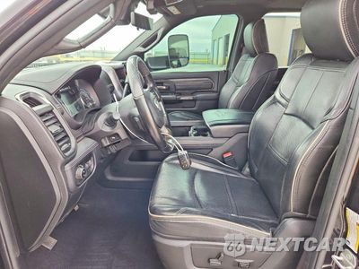 Zdjęcie 7 z 13 samochodu: 2021 RAM 3500 LIMITED VIN:3C63RRRL2MG588559 - miniatura