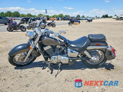 Trzecie zdjęcie samochodu z tyłu: 2007 HONDA VT750 VIN:JH2RC50407M301571 - miniatura