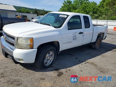 2008 CHEVROLET SILVERADO K1500 1GCEK19078Z292973 - główne zdjęcie licytacji z USA - miniatura