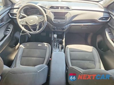 Zdjęcie 8 z 12 samochodu: 2022 CHEVROLET TRAILBLAZER LT VIN:KL79MPSL4NB059329 - miniatura
