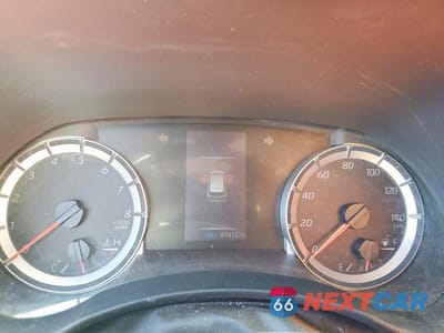 Zdjęcie 9 z 13 samochodu: 2021 TOYOTA HIGHLANDER LE VIN:5TDZZRAH6MS056291 - miniatura