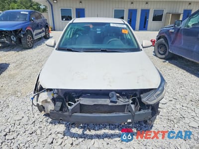 Piąte zdjęcie samochodu w środku: 2022 HYUNDAI ACCENT SEL VIN:3KPC24A68NE176505 - miniatura