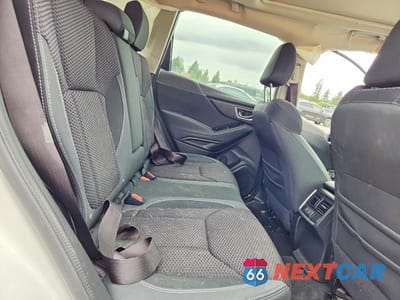 Zdjęcie 11 z 14 samochodu: 2019 SUBARU FORESTER PREMIUM VIN:JF2SKAGC4KH496399 - miniatura