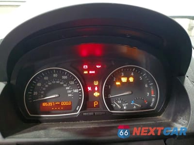 Zdjęcie 9 z 13 samochodu: 2005 BMW X3 3.0I VIN:WBXPA93415WD11333 - miniatura