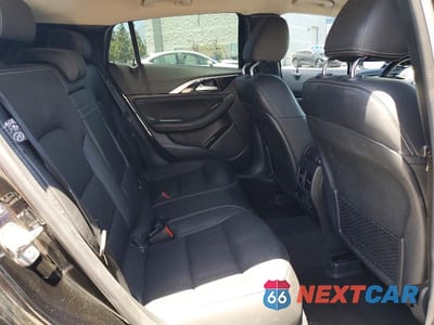 Zdjęcie 10 z 12 samochodu: 2018 INFINITI QX30 ESSENTIAL VIN:SJKCH5CP6JA005935 - miniatura