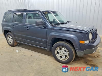 Czwarte zdjęcie samochodu z boku: 2014 JEEP PATRIOT SPORT VIN:1C4NJRBB6ED569571 - miniatura