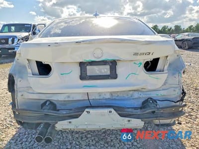 Zdjęcie 6 z 13 samochodu: 2017 BMW 330 I VIN:WBA8B9G39HNU54888 - miniatura