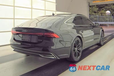 Czwarte zdjęcie samochodu z boku: 2019 AUDI A7 PREMIUM PLUS VIN:WAUR2AF27KN031345 - miniatura